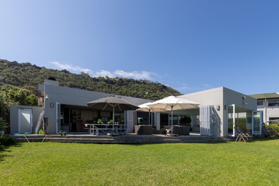 8 Bedroom Property for Sale in Keurboomstrand Western Cape